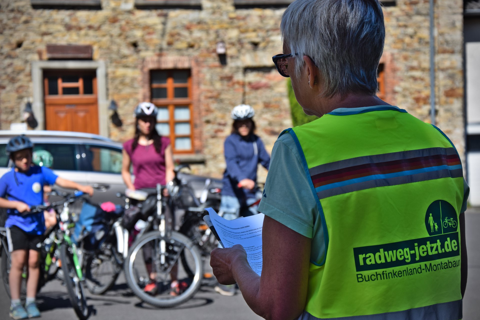 Radweg Jetzt! Befahrung 2.7.2022 - Holler - Foto: Willie Beckmann